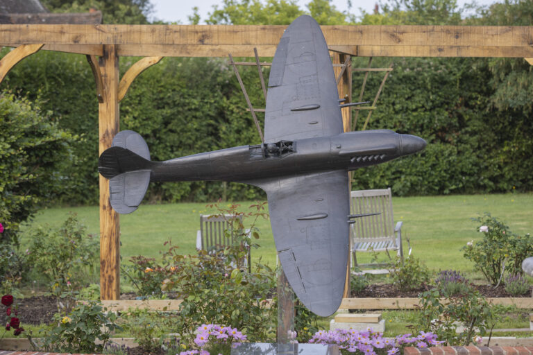 Spitfire-Sculpture-high-33-9